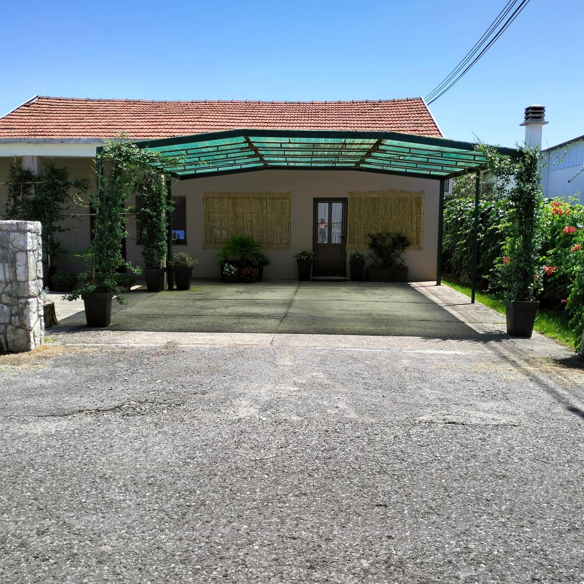 Olive Apartment Podgorica Luaran gambar